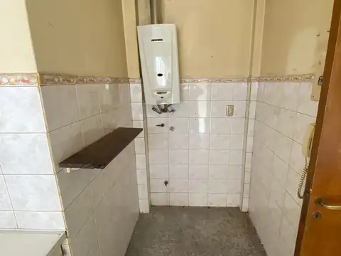 OPORTUNIDAD VENTA 4 AMBIENTES CON BALCON AL FRENTE