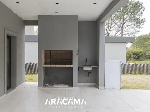 Casa en Venta con 4 dormitorios en Terralagos - Canning
