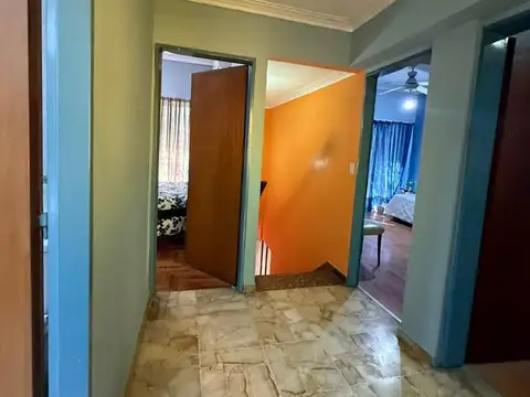 Propiedad Multifuncional en Esquina