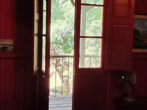 Casa 5 ambientes con 1 baño