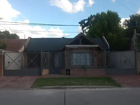 Casa en Venta en Monte Grande, USD 144.000