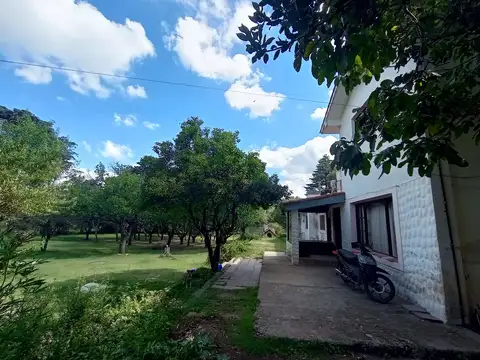 CASA VENDO  VILLA GIARDINO 4 DOR 7180 M2 TERRENO