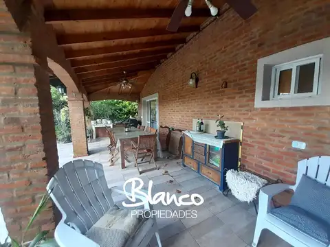 Casa 4 ambientes con 4 baños
