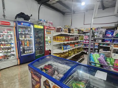 LOCALES CON VIVIENDAS EN BLOQUE