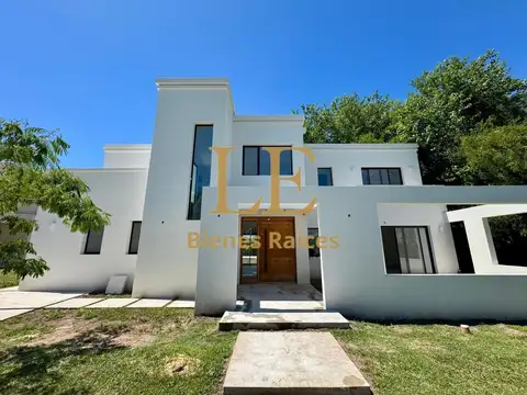 Casa en Venta al Noreste