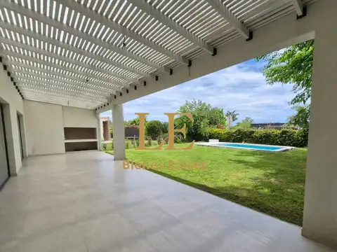 Casa en Venta en San Matias, USD 363.000