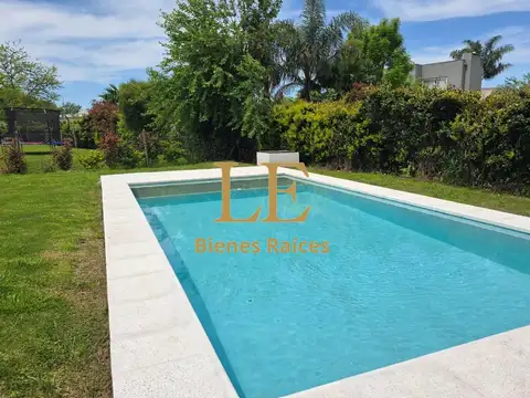 Casa en Venta con 5 cocheras