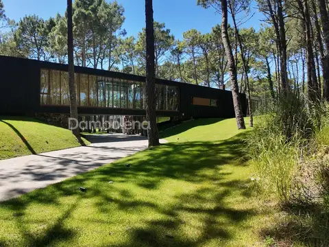 Casa  en Venta en Carilo, Costa Atlántica