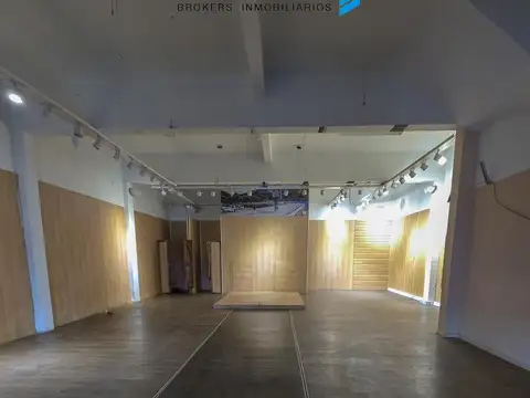 Pte. Roca 986 - Máxima Visibilidad y Amplitud en Local Comercial a la Calle