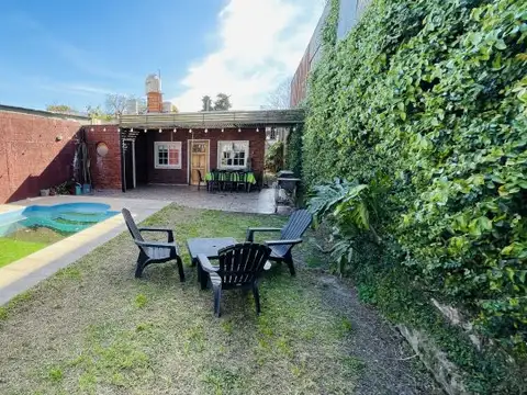 Casa en Venta con 1 cochera