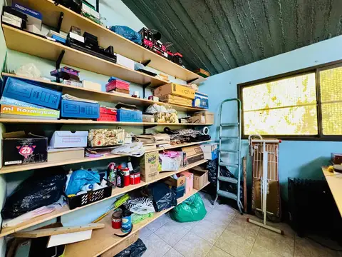 Casa en Venta con 13 cocheras