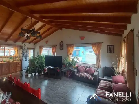 Propiedad con Costa de Río en Provincia de Chubut (Cód. 127)