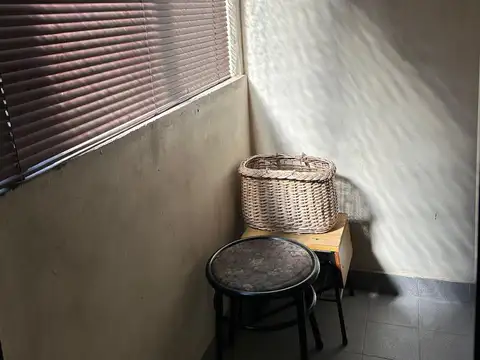 Departamento 4 ambientes con 1 baño