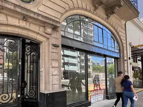 Inmueble en alquiler en doble altura, excelente estado. Estilo único!