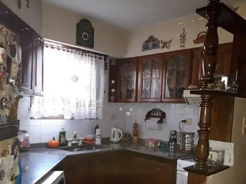 SOLIDO DUPLEX 3 AMBIENTES AL FRENTE  BUENA ZONA,  MUY LUMINOSO  CONSULTE,  VENTA DIRECTA 