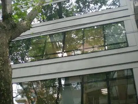 Oficina en alquiler – Planta completa de 240 m² – Belgrano