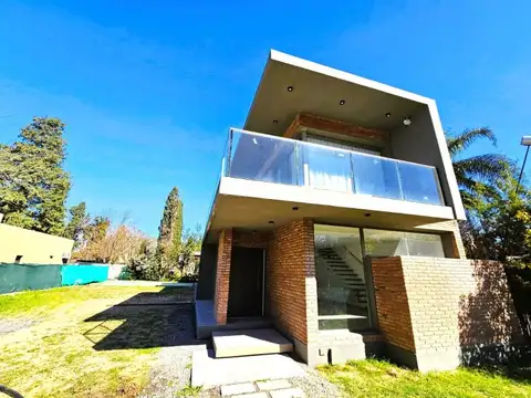 Casa en Venta en Funes, USD 345.000