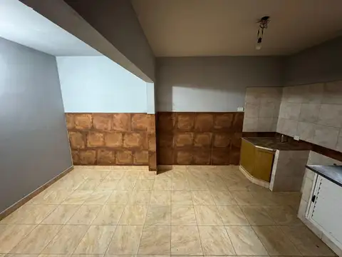 Depto Tipo Casa en Alquiler al Sureste