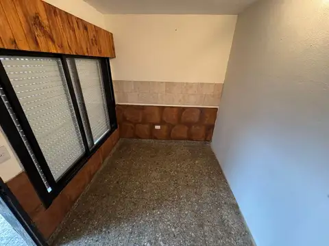 Depto Tipo Casa en Alquiler de 2 dormitorios