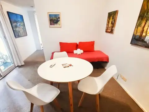 Esmeralda 1000, Piso 7