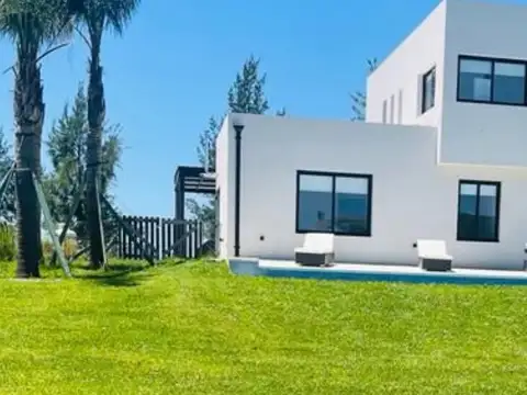 Casa en Venta en El Naudir, USD 415.000