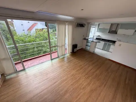 Departamento en Alquiler con 1 cochera