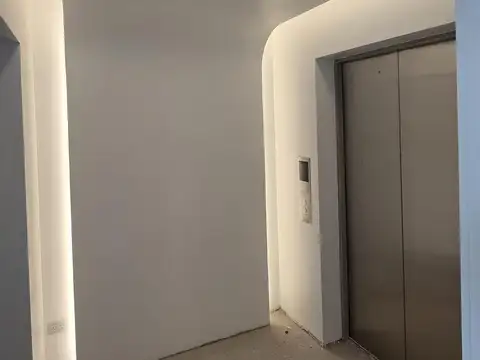 Departamento 4 ambientes con 5 baños