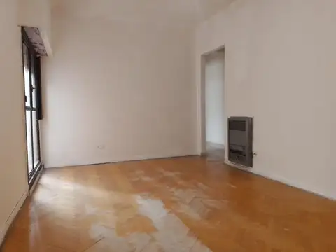 Departamento 2 Amb. en venta - A refaccionar/ reciclar
