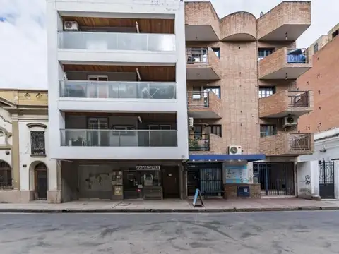 Departamento en Venta en Alto Alberdi, USD 73.000