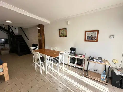 VENTA DUPLEX 3 AMBIENTES CON PARQUE