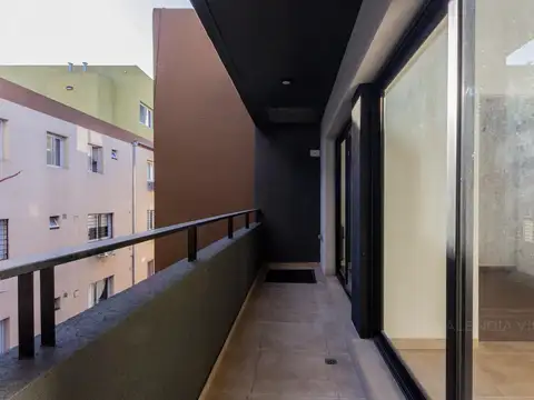 Departamento 2 ambientes en Venta en Haedo Sur (1° B)