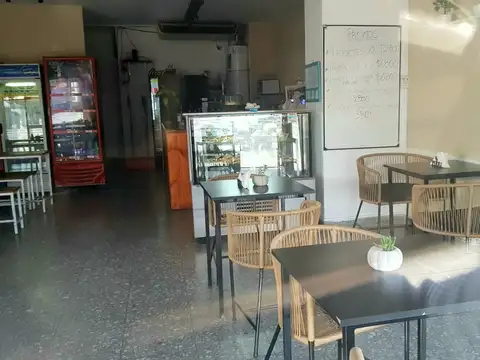 Local en Venta 35 años