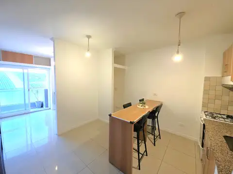 Avenida Hipólito Yrigoyen 3800, Piso 3