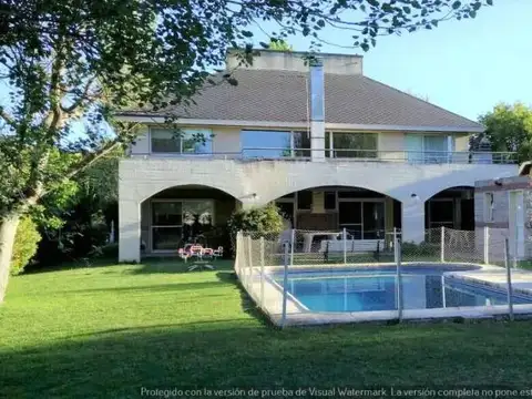 Casa en Venta de 5 dormitorios