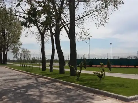 Terreno en Venta en La Alameda, USD 25.000