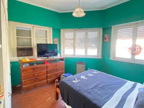 Venta PH tipo casa 3 ambientes 2 dormitorios balcon terraza - sobre Avenida Laprida esquina Franklin