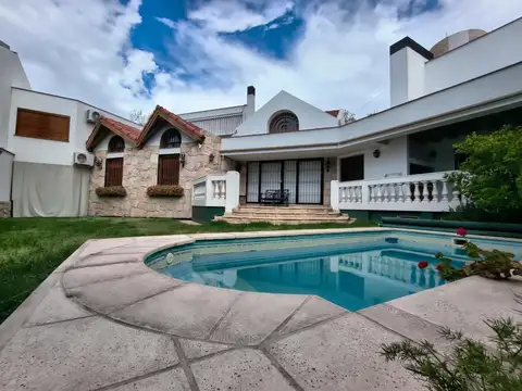 Casa en venta alto dorrego con tour virtual