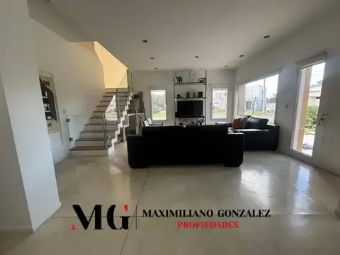 Casa en venta - La Martona, Cañuelas