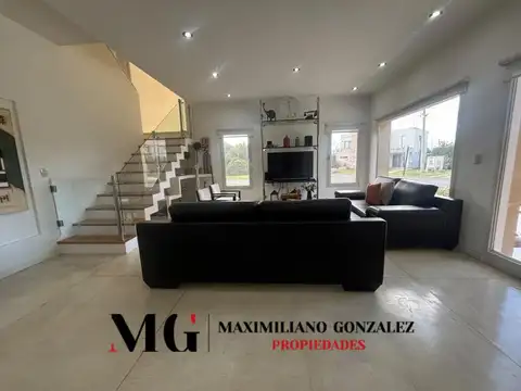 Casa en Venta de 4 dormitorios