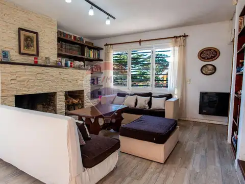 Casa 3 ambientes con 2 baños