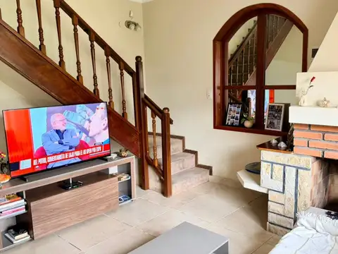 Casa en Venta en Crespo, USD 220.000