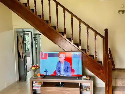 Casa 4 ambientes con 3 baños