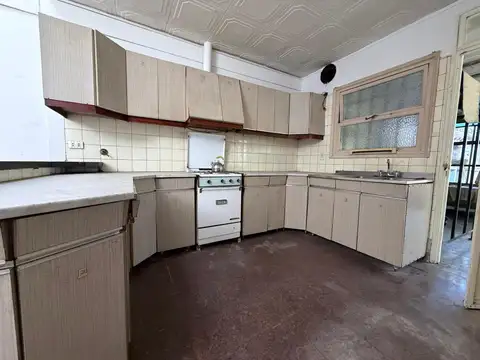 CHALET APTO A CREDITO / A POCAS CUADRAS DE LA ESTACION