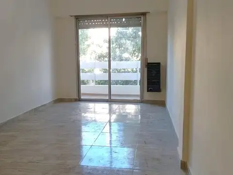 Departamento en Alquiler en Banfield, $ 500.000