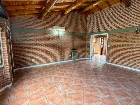ALQUILER HERMOSA CASA 3 DORMITORIOS CERRITO TANDIL