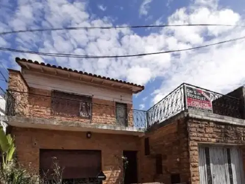 Depto Tipo Casa en Venta de 4 ambientes