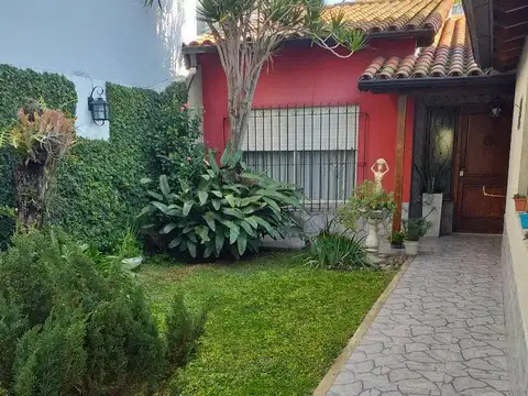 Casa en Venta en Ramos Mejia Sur, USD 140.000