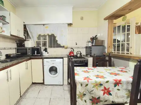 Casa en Venta en Villa Elvira, USD 77.000
