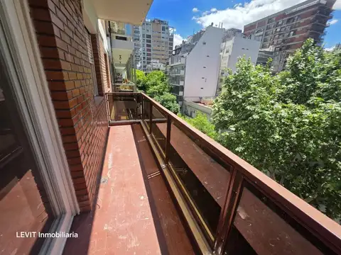 ALQUILER OFICINA BELGRANO 5 AMB - 85M2 COCHERA INCLUIDA BALCÓN FRENTE A mts. Av. Libertador