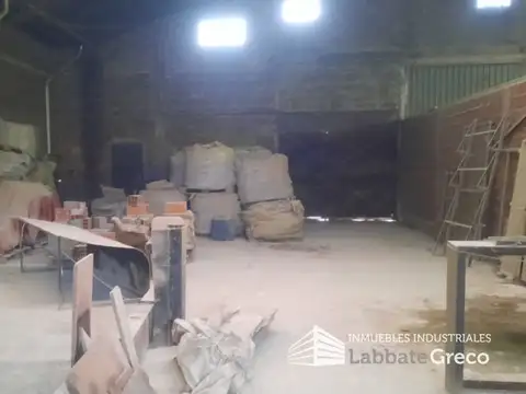 Galpon en Venta 10  mts Frente